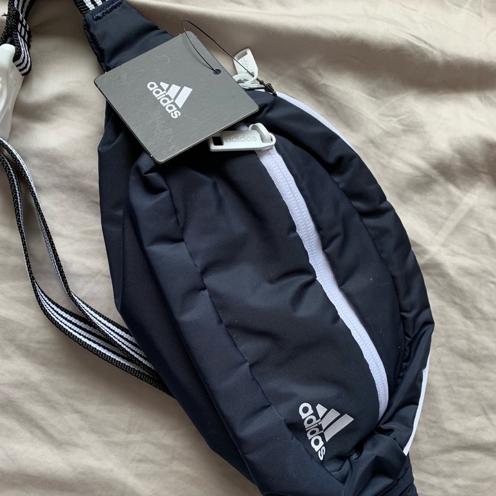 NWT adidas fanny pack- navy blue